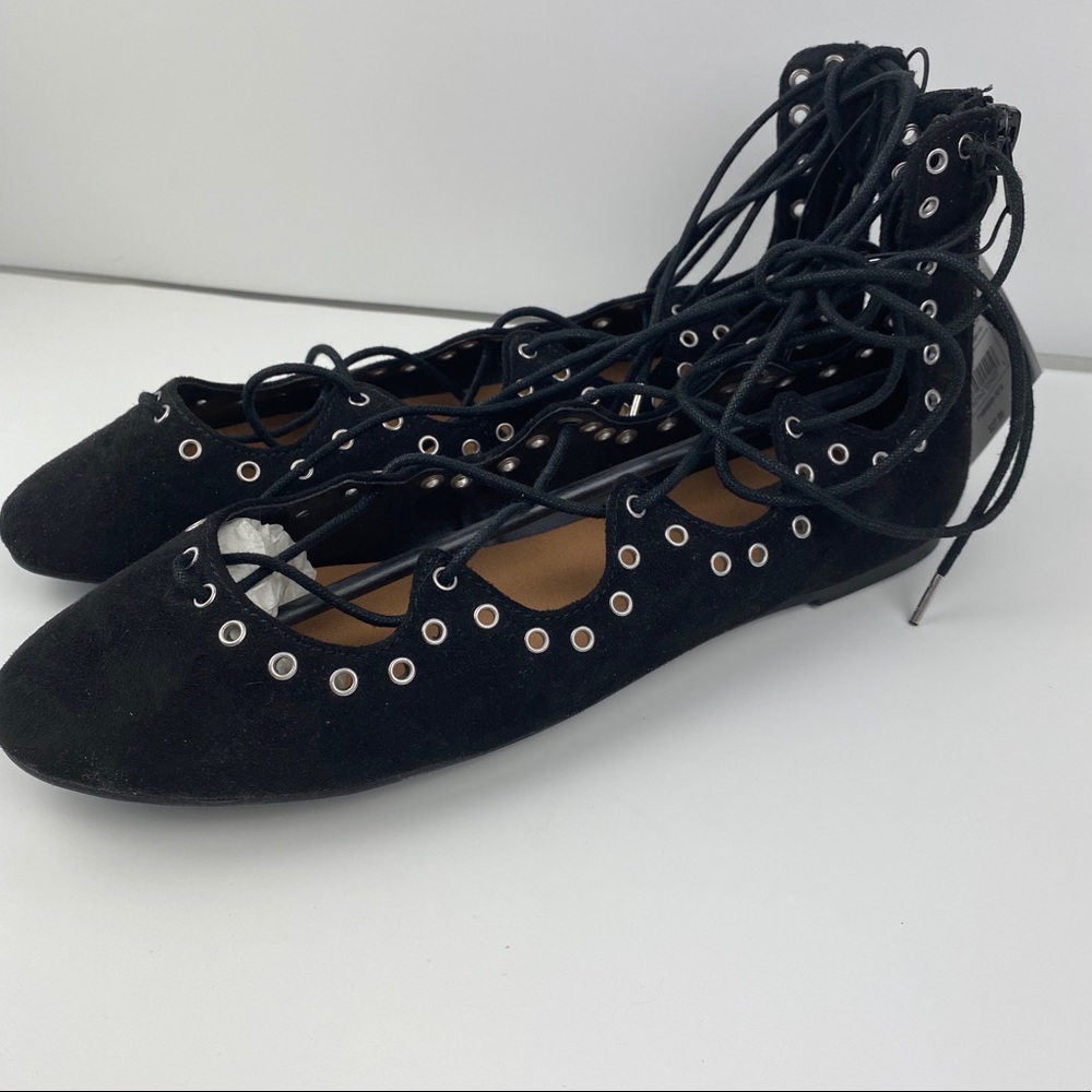 NWT - DV Angelique Ghillie Studded Lace Up Flats